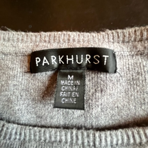 Grey tunic sweater with Faux fur cuffs, size medium. - Picture 4 of 5